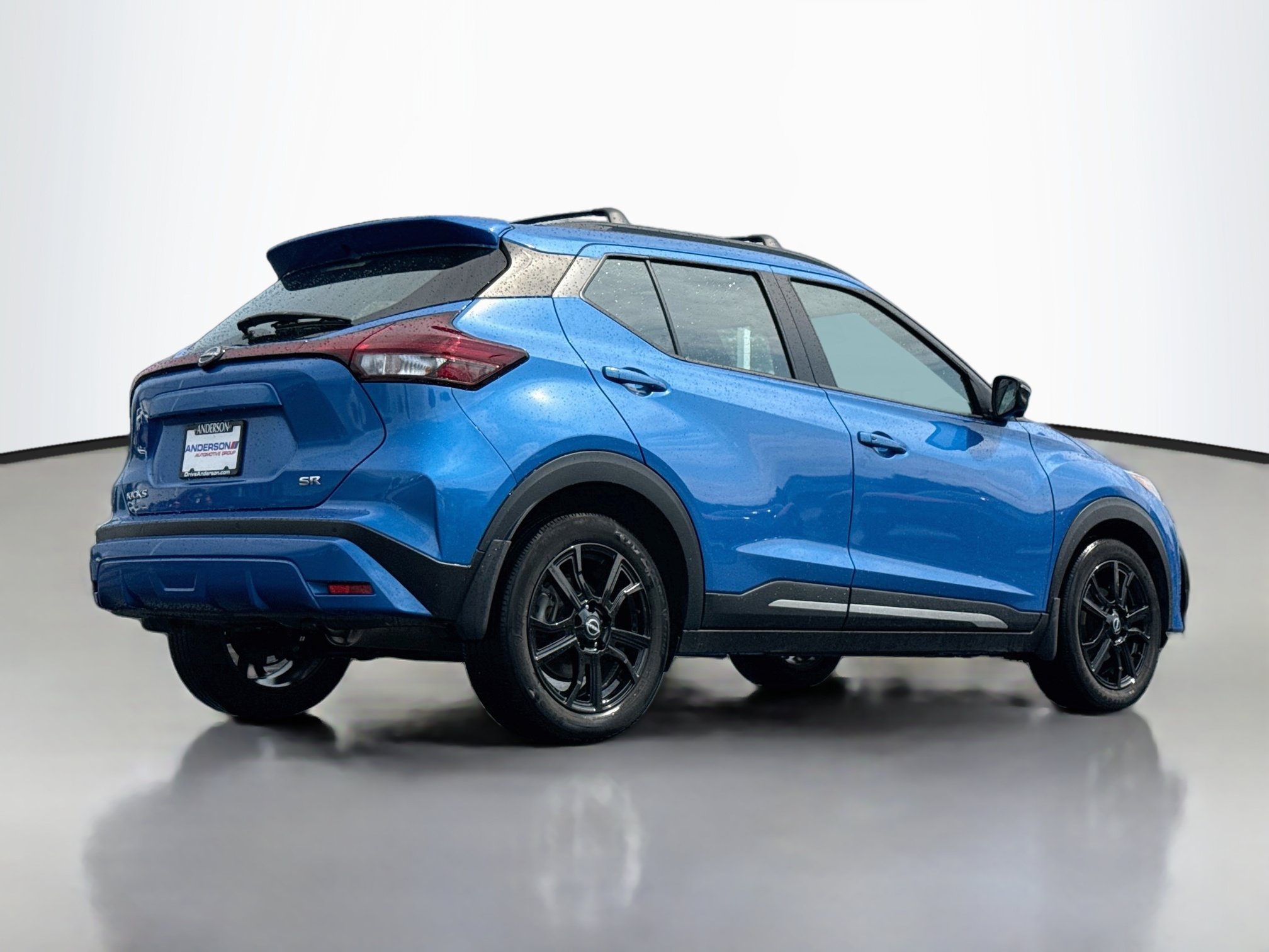 Used 2024 Nissan Kicks SR FWD image 7
