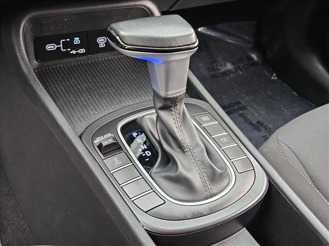 Used 2024 Hyundai Kona SEL image 12
