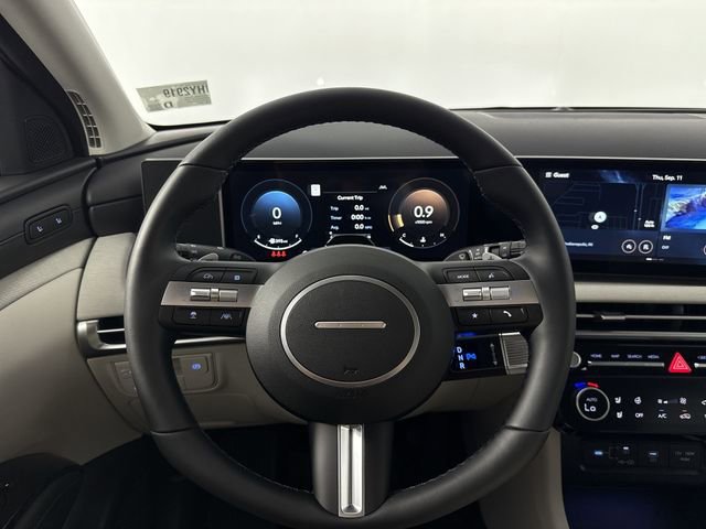 New 2026 Hyundai Tucson Limited image 31