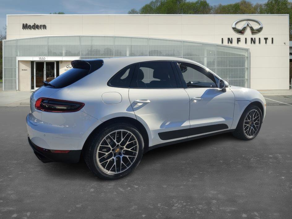 Used 2018 Porsche Macan image 4