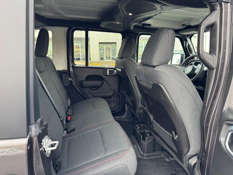 Used 2024 Jeep Wrangler Unlimited Rubicon w/ Convenience Group image 10