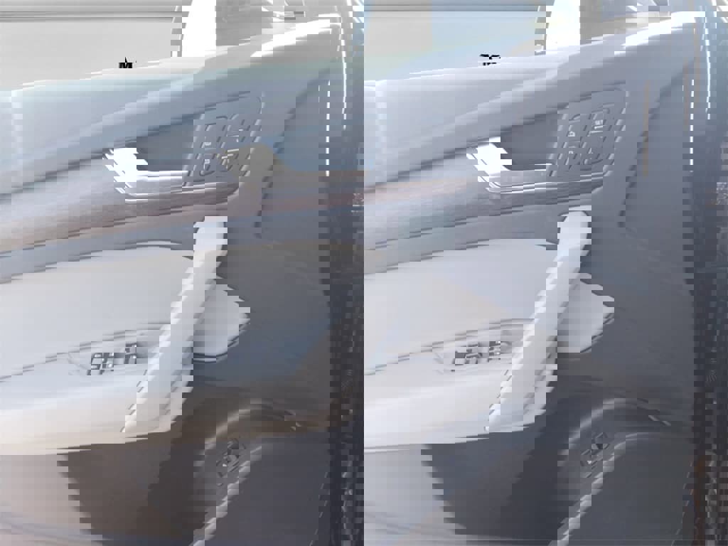 Used 2024 Audi Q5 2.0T Premium w/ Convenience Package image 14