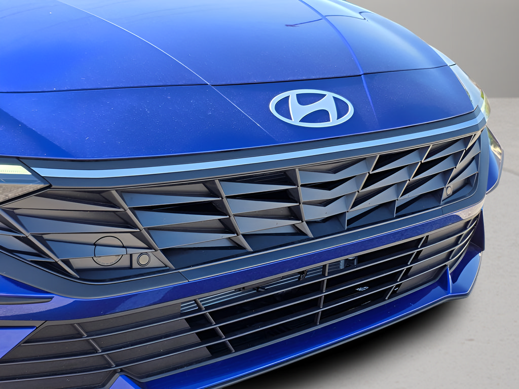 New 2026 Hyundai Elantra SEL FWD image 9