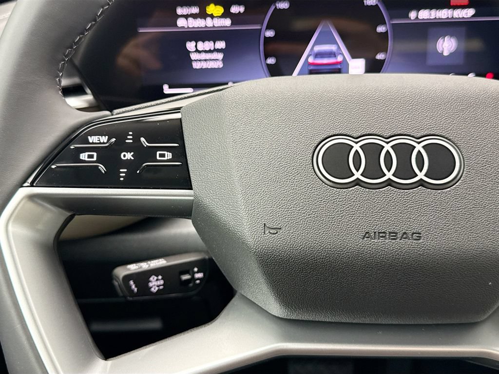 Used 2025 Audi Q5 Premium AWD/4WD image 13