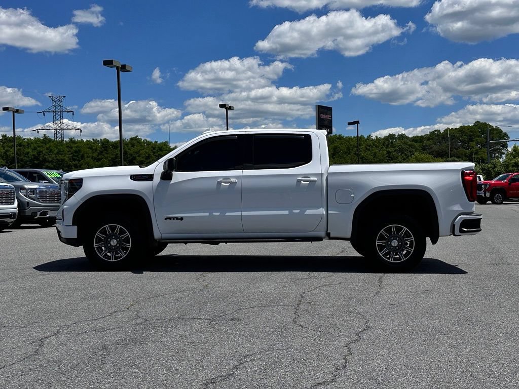 Used 2024 GMC Sierra 1500 AT4 w/ AT4 Premium Package AWD/4WD image 7