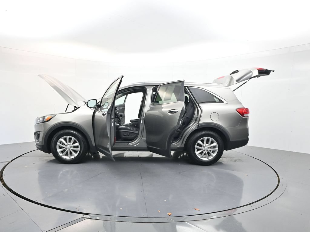 Used 2017 Kia Sorento FWD image 44