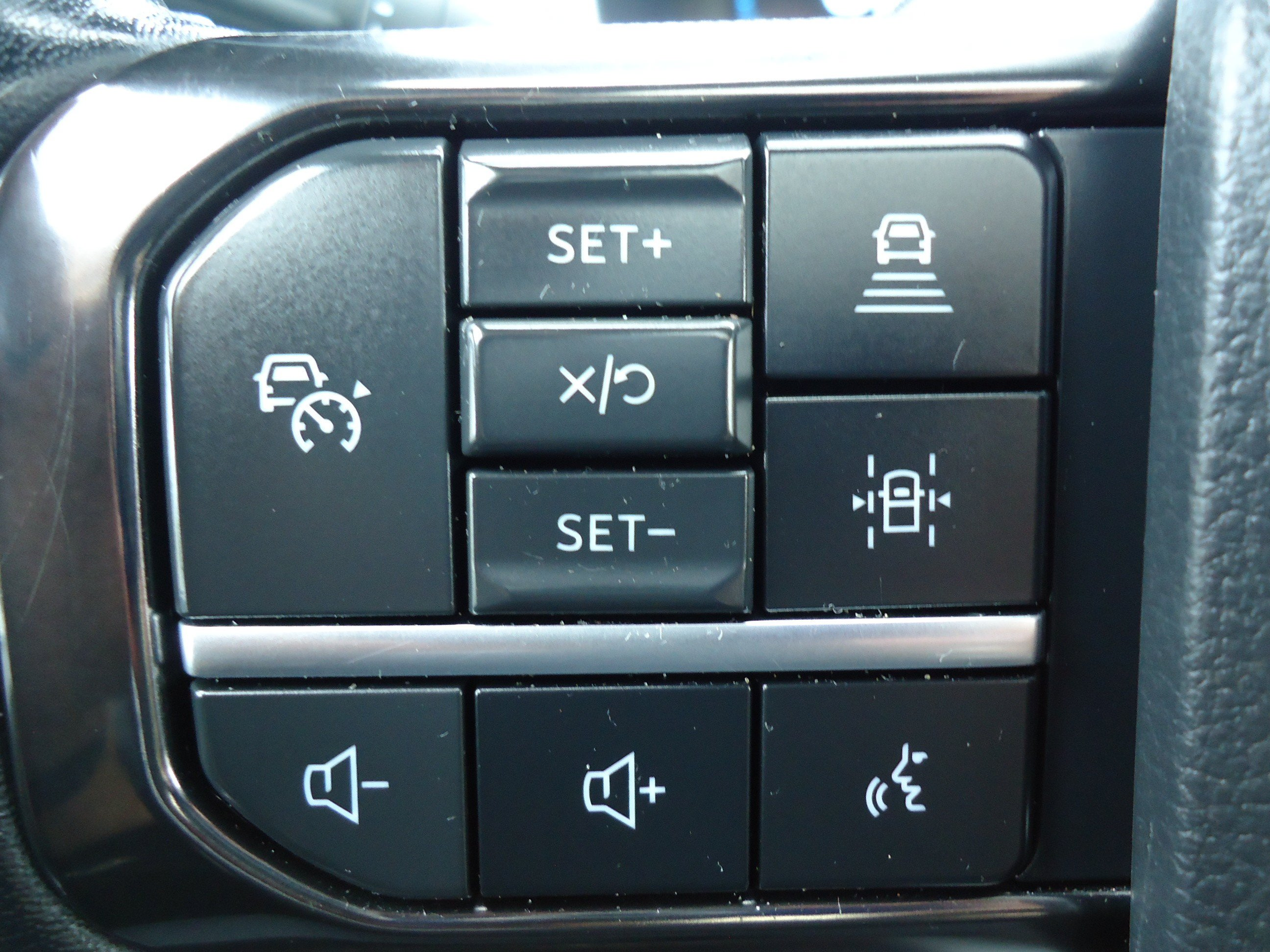 Used 2023 Ford F150 Platinum w/ Equipment Group 701A High AWD/4WD image 26