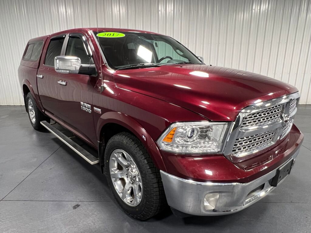 Used 2017 RAM 1500 Laramie w/ Convenience Group image 18