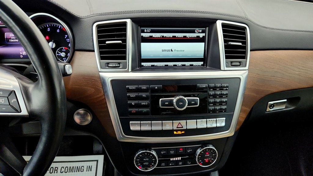 Used 2016 Mercedes-Benz GL 550 4MATIC image 17