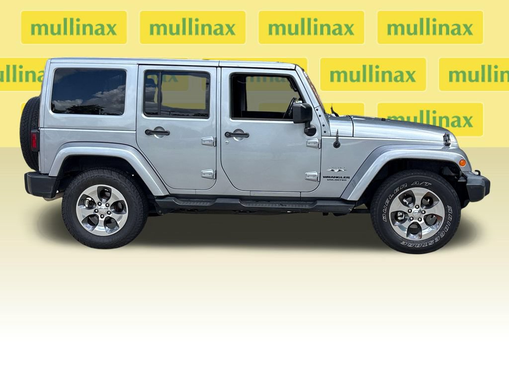 Used 2016 Jeep Wrangler Unlimited Sahara w/ Connectivity Group AWD/4WD image 2
