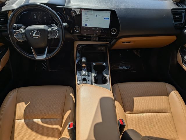 Used 2024 Lexus NX 250 FWD image 10