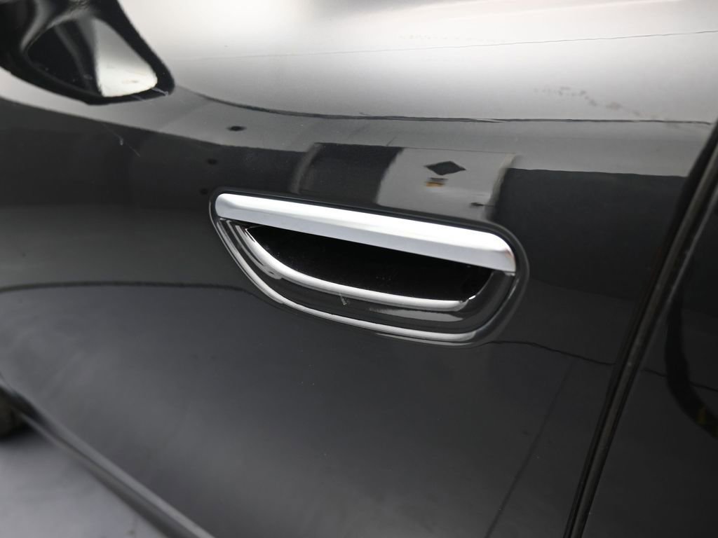 Used 2023 Maserati Grecale Modena image 41