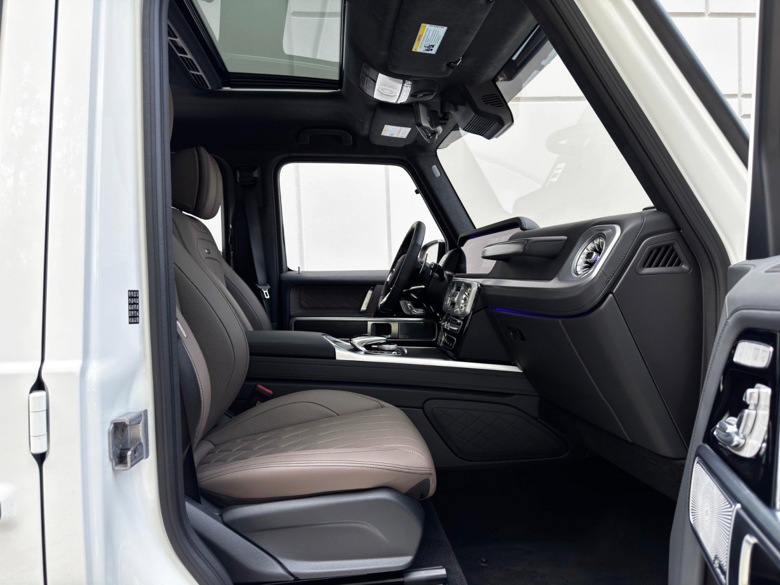 Used 2023 Mercedes-Benz G 63 AMG Squared image 17