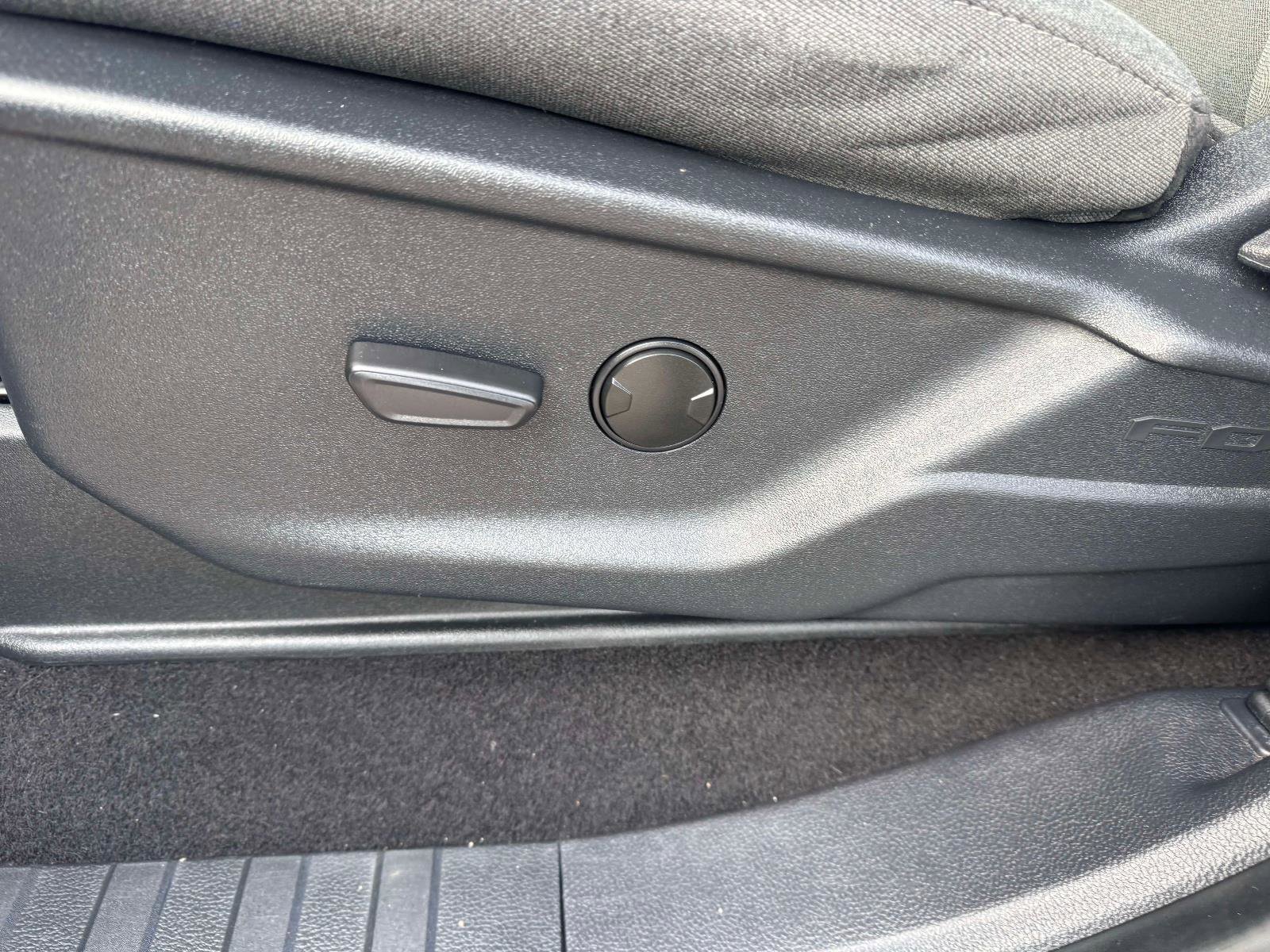 Used 2025 Ford F150 XLT w/ Equipment Group 301A Standard image 24