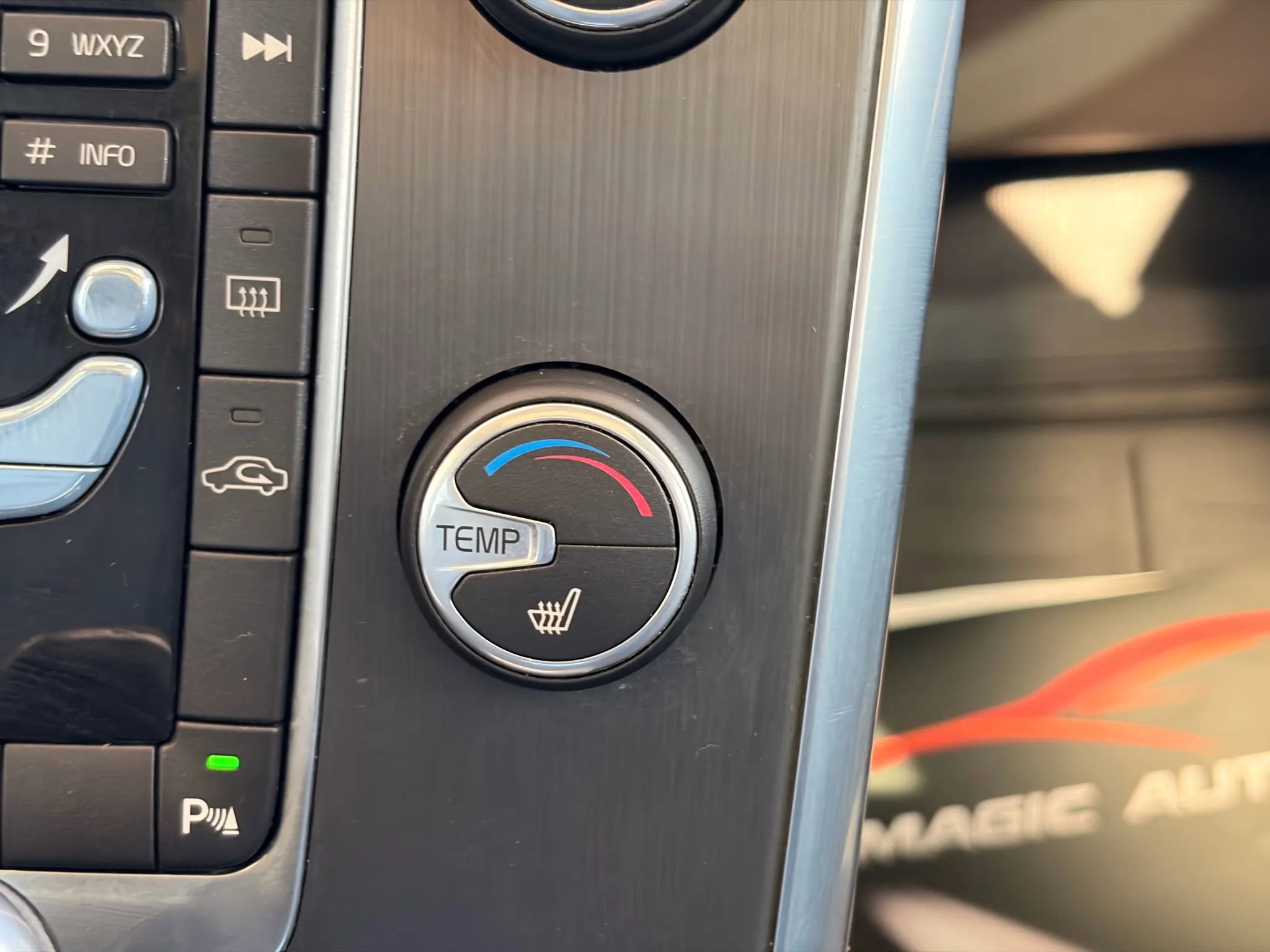 Used 2015 Volvo XC60 3.2 Platinum image 30