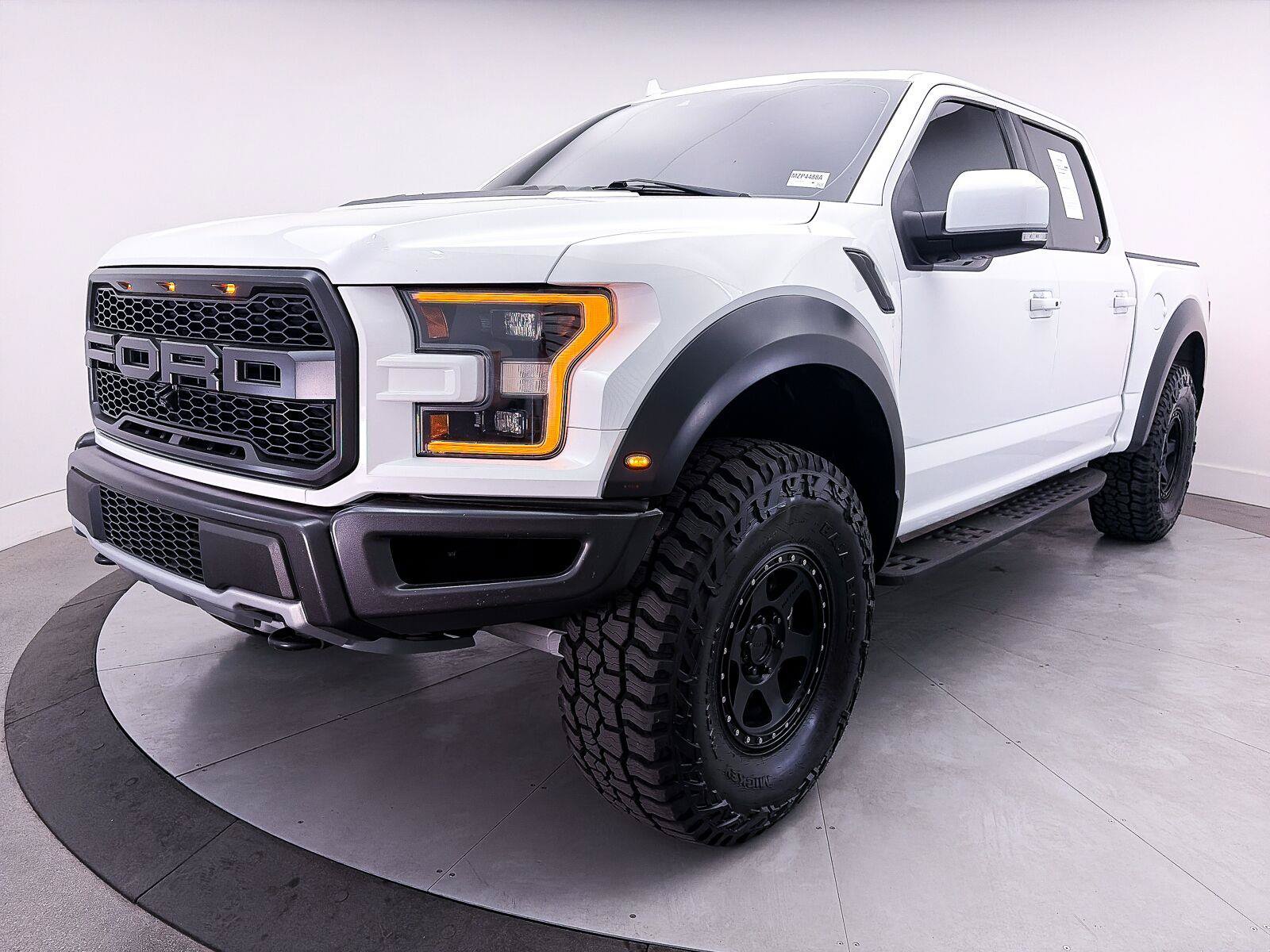 Used 2019 Ford F150 Raptor w/ Equipment Group 802A Luxury AWD/4WD image 9