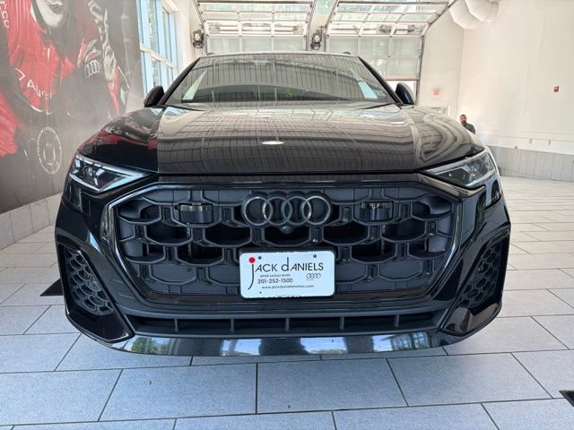Used 2025 Audi SQ8 Prestige AWD/4WD image 7