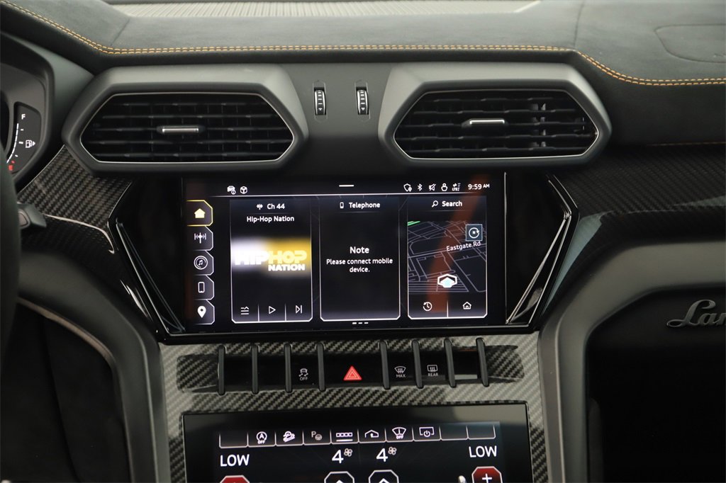 Used 2024 Lamborghini Urus Performante image 19