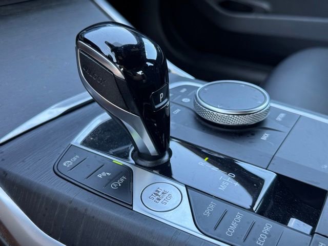 Used 2022 BMW 330i xDrive Sedan w/ Premium Package 2 image 26