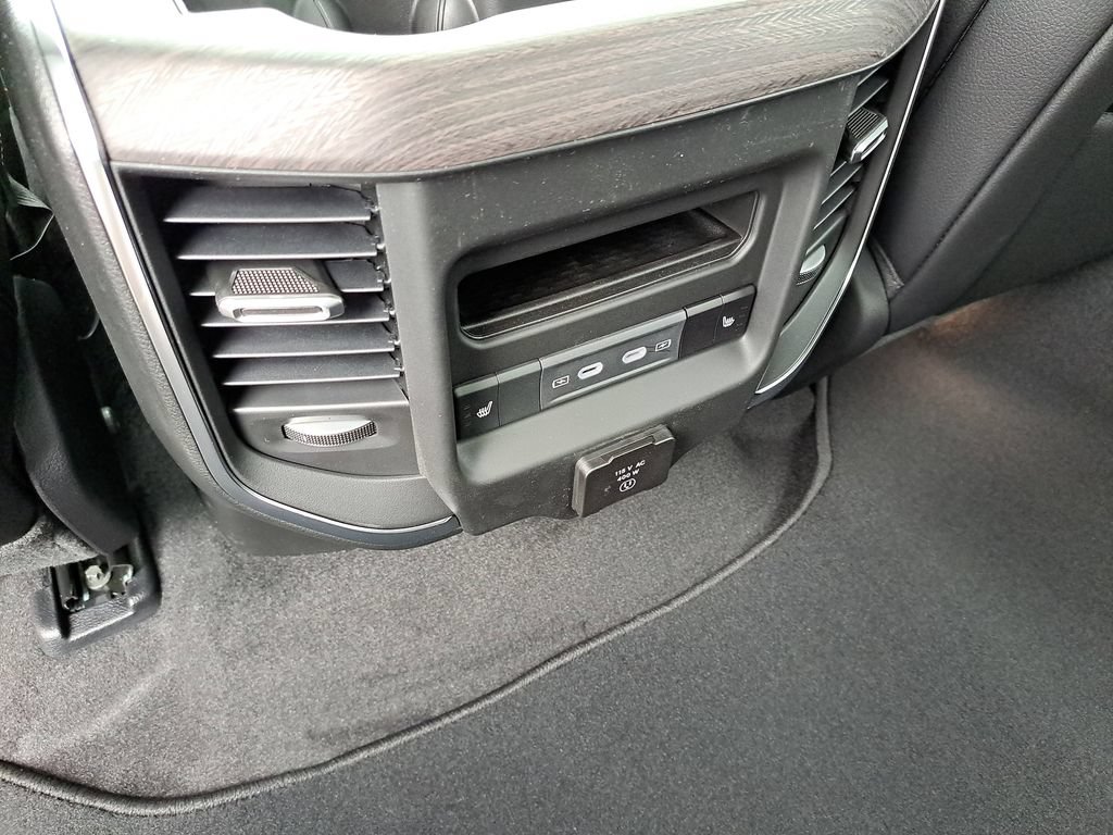 New 2026 RAM 1500 Laramie w/ Night Edition AWD/4WD image 7