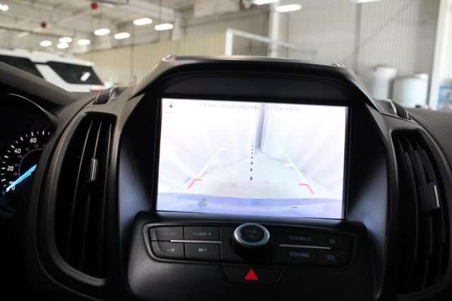 Used 2019 Ford Escape SE AWD/4WD image 4