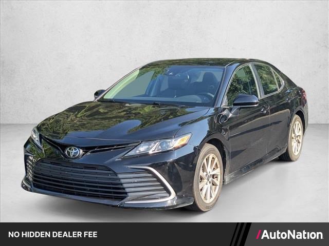 Used 2022 Toyota Camry LE