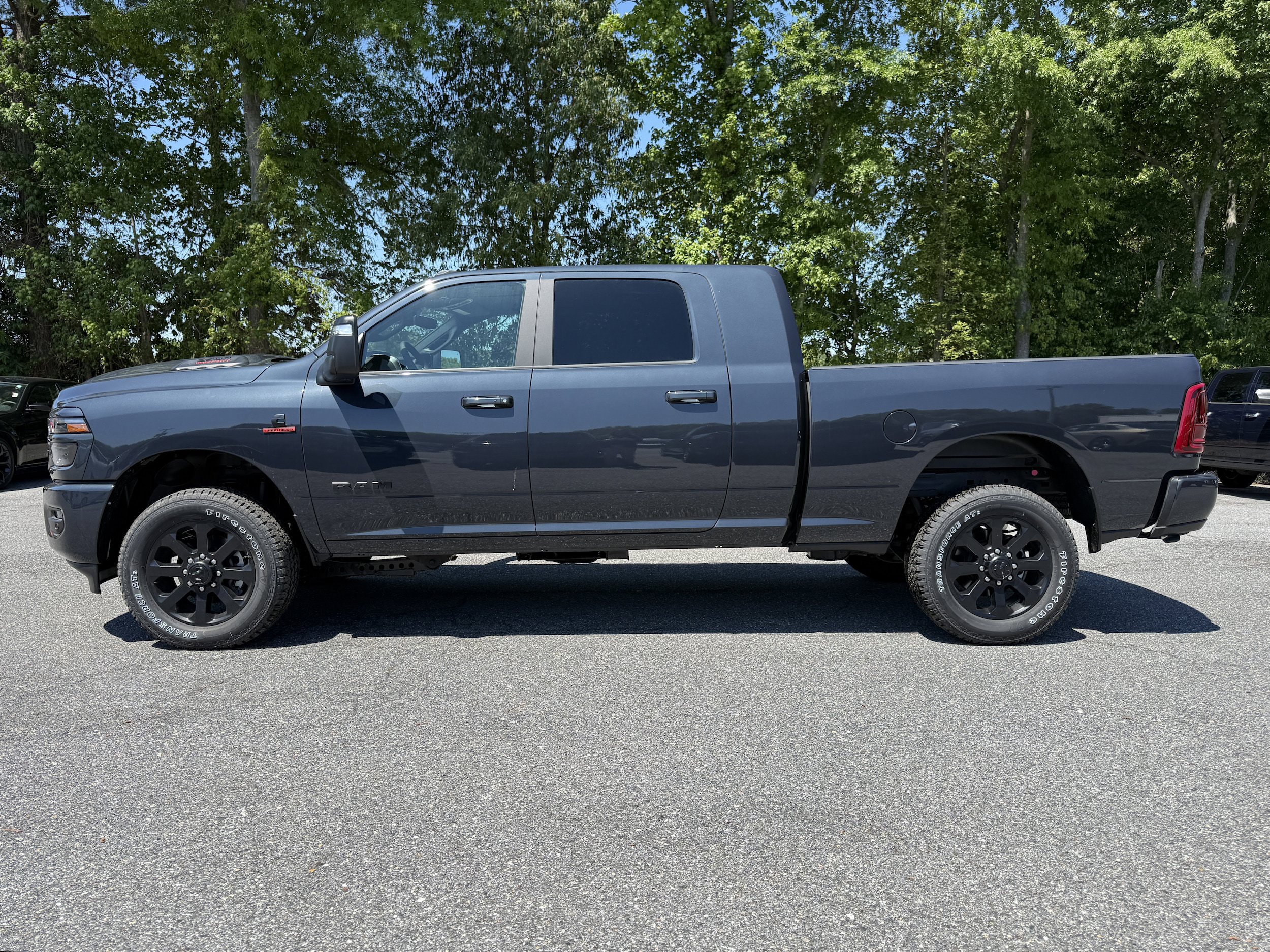 New 2026 RAM 2500 Laramie w/ Night Edition AWD/4WD image 4