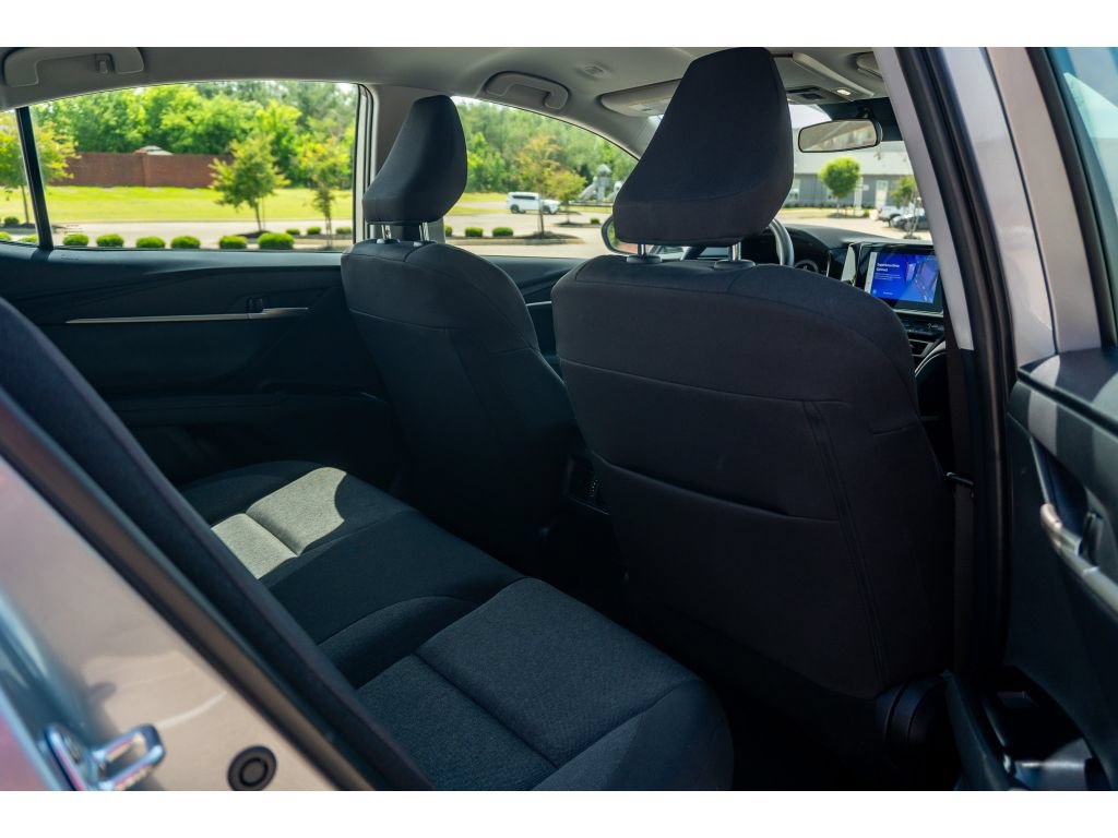 Used 2026 Toyota Camry LE FWD image 16