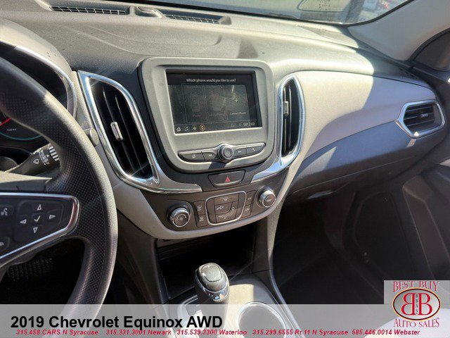 Used 2019 Chevrolet Equinox LS AWD/4WD image 18