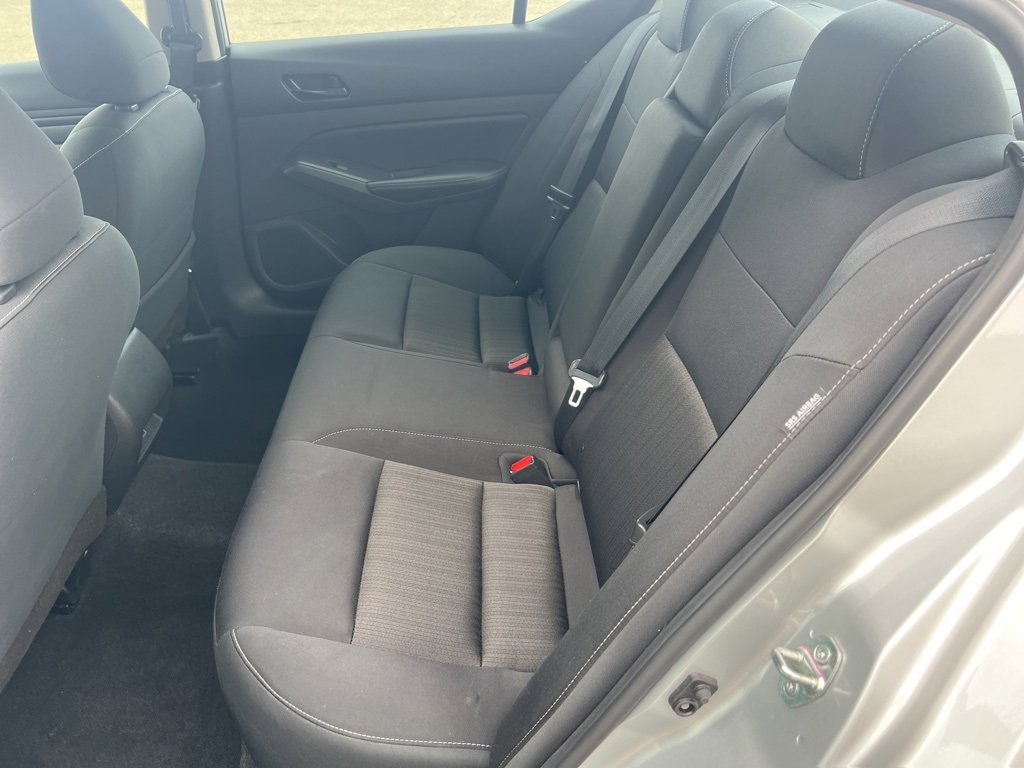 Used 2024 Nissan Altima 2.5 SV image 11