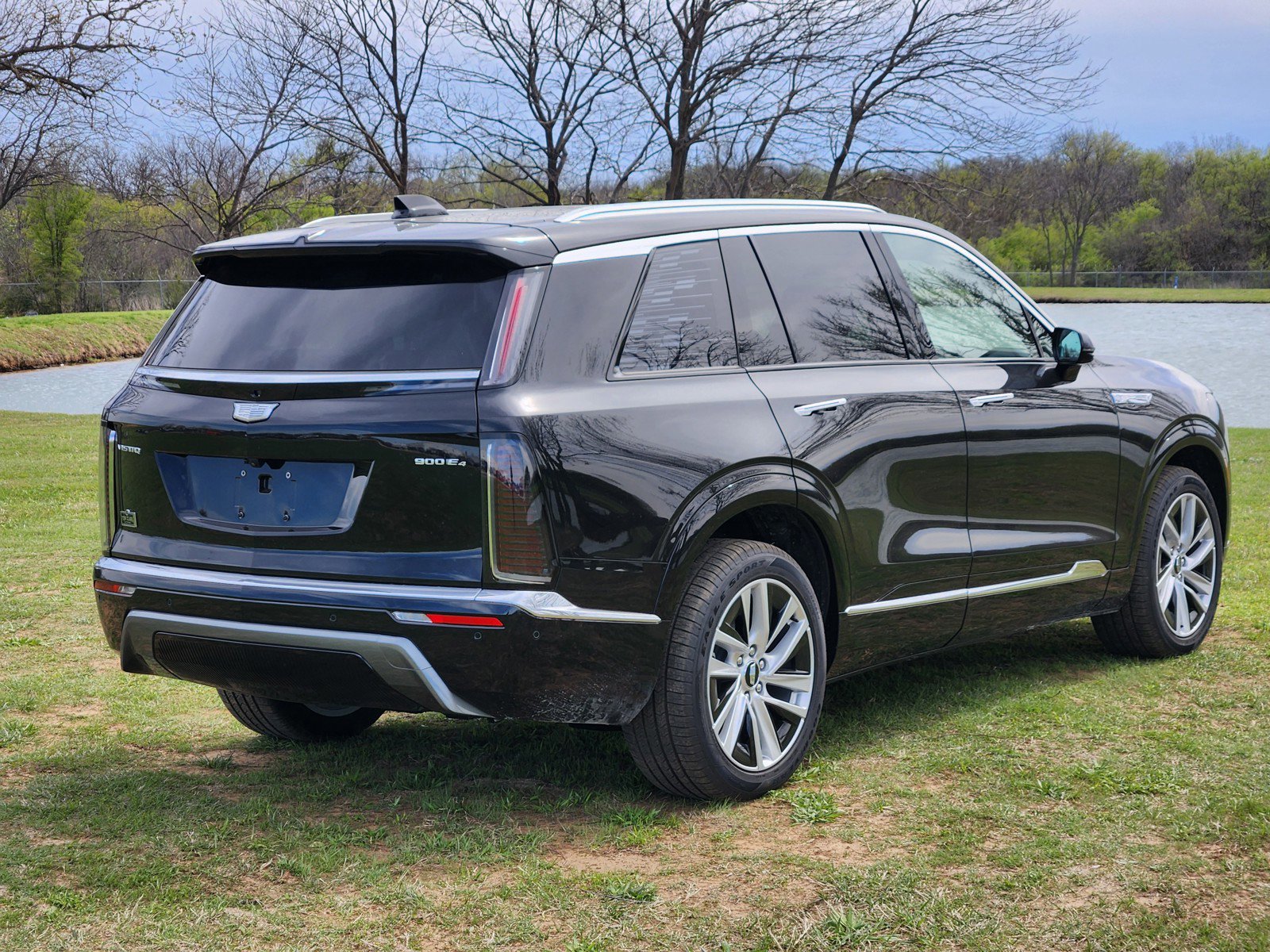 New 2026 Cadillac Vistiq Luxury image 4