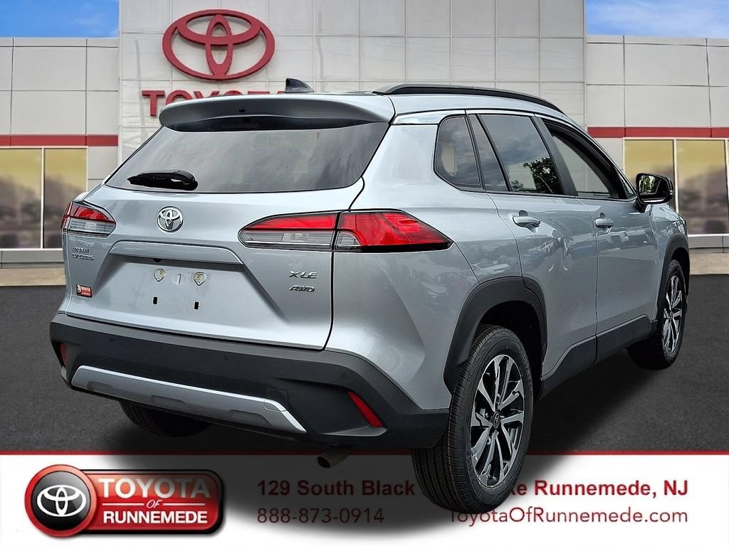Certified 2025 Toyota Corolla Cross XLE AWD/4WD image 6