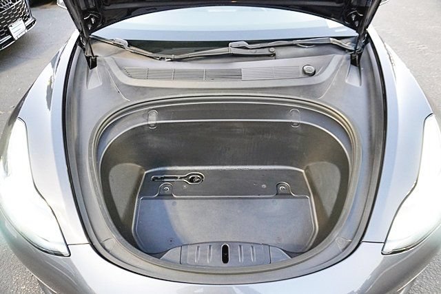 Used 2019 Tesla Model 3 Mid Range RWD image 15