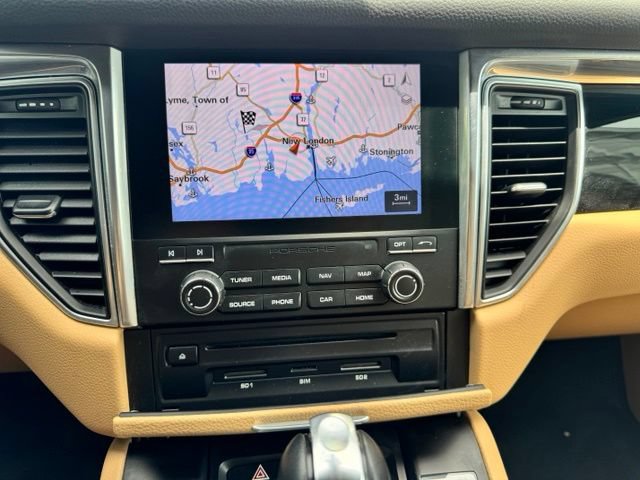 Used 2017 Porsche Macan S AWD/4WD image 37