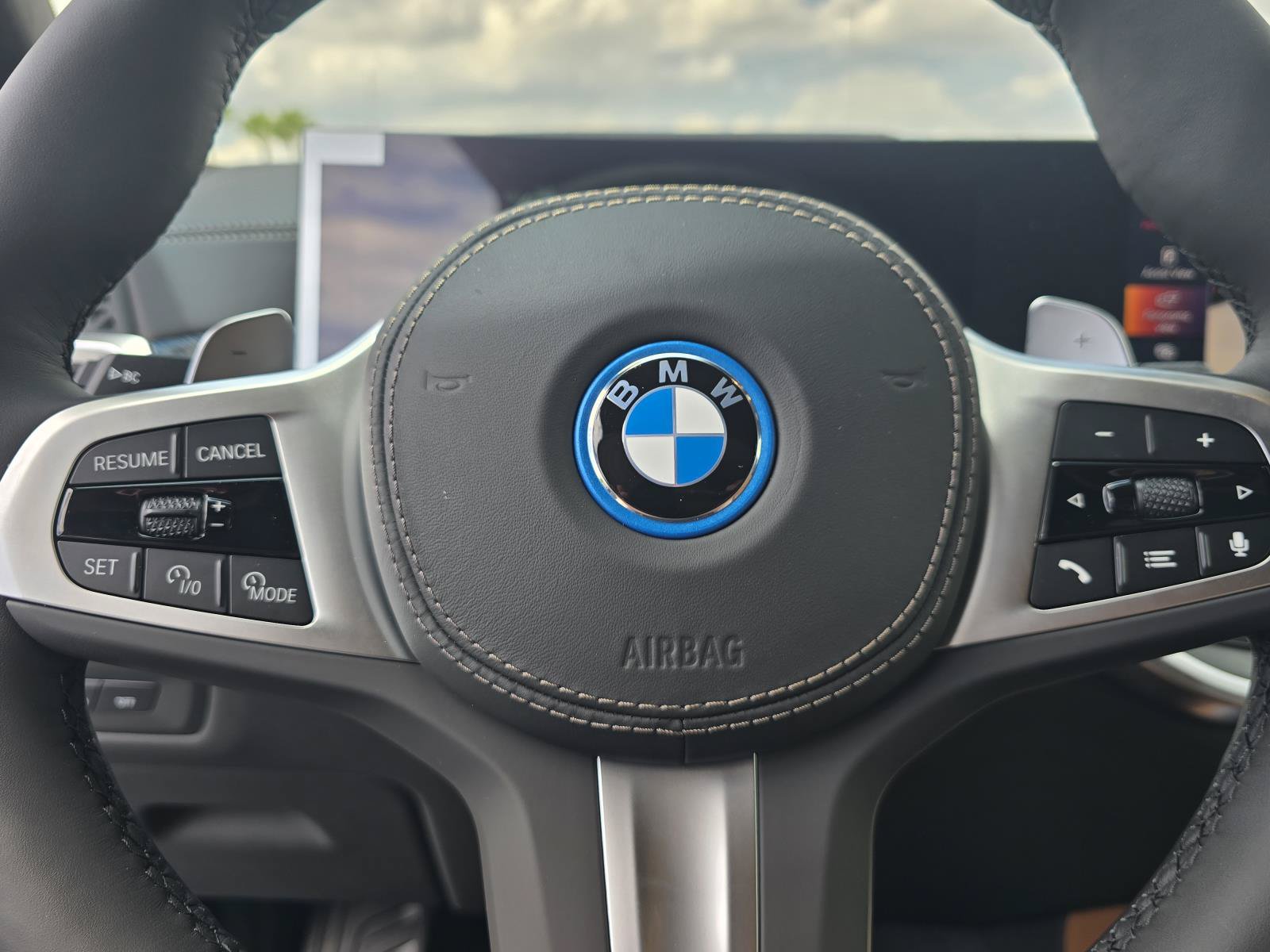 New 2026 BMW X5 xDrive50e w/ Executive Package AWD/4WD image 21