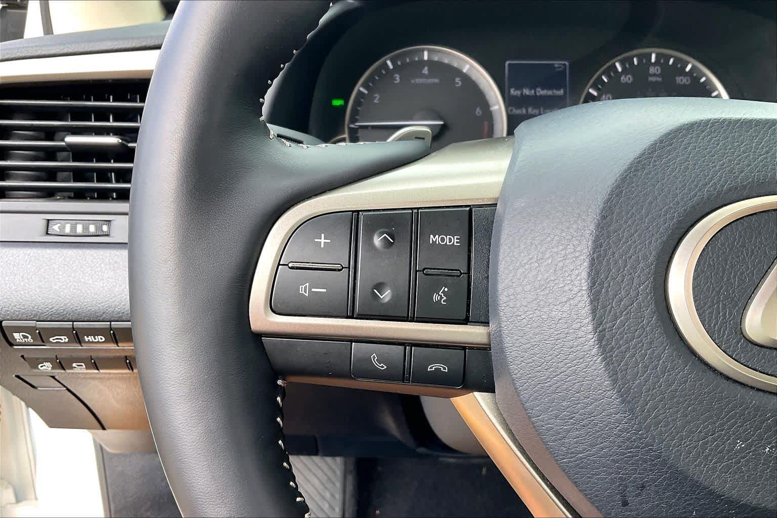 Used 2022 Lexus RX 350L Luxury w/ Accessory Package (Z1) FWD image 20