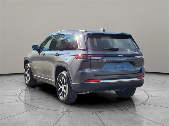 Certified 2024 Jeep Grand Cherokee Limited image 10