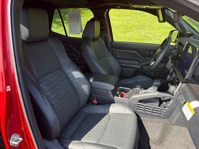 Certified 2025 Toyota 4Runner TRD Sport Premium w/ Tow Technology Package AWD/4WD image 14