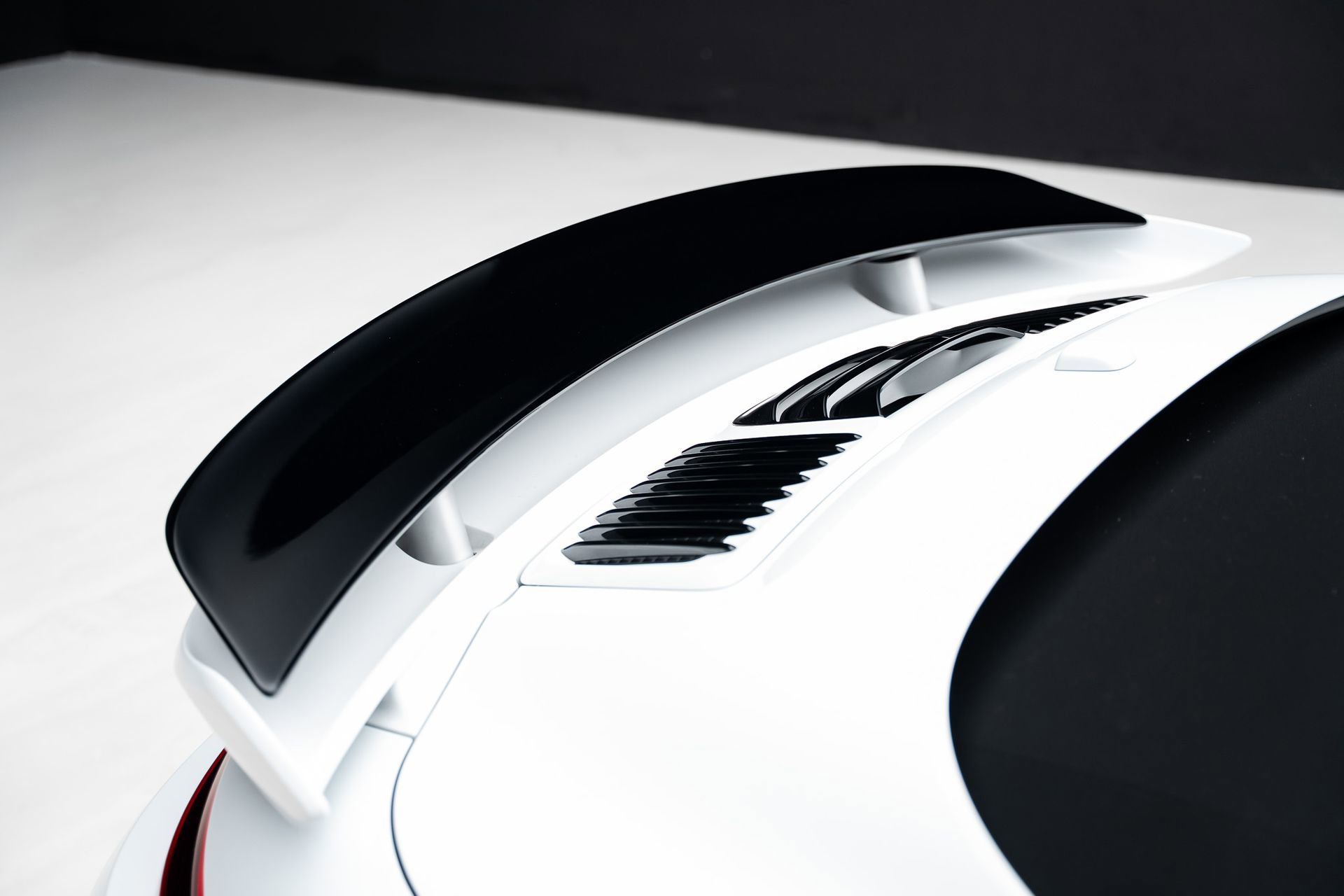 Used 2019 Porsche 911 Turbo image 35