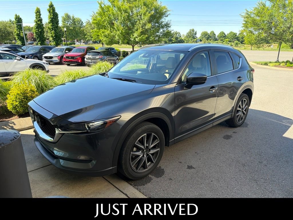 Used 2018 MAZDA CX-5 Touring w/ Preferred Equipment Package FWD image 1