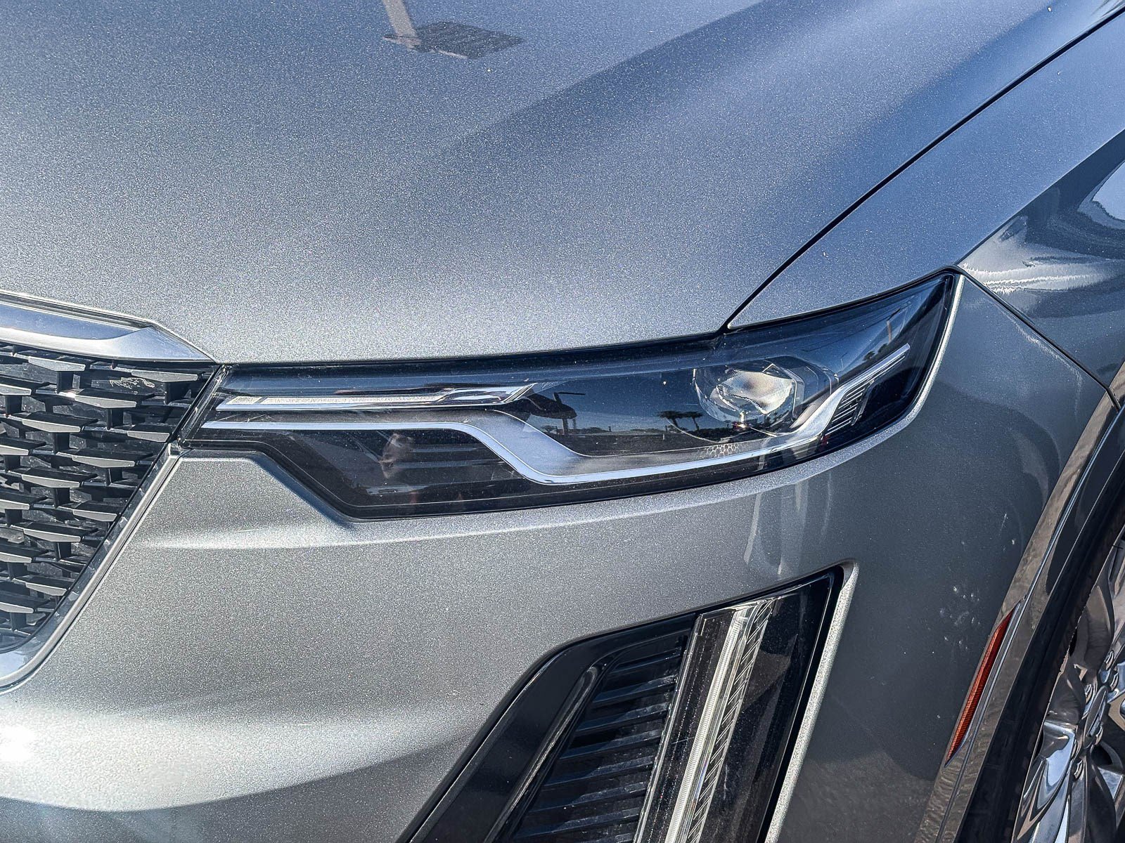 Used 2023 Cadillac XT6 Premium Luxury image 10