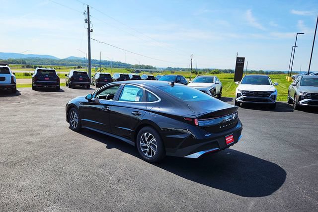New 2026 Hyundai Sonata Blue FWD image 5