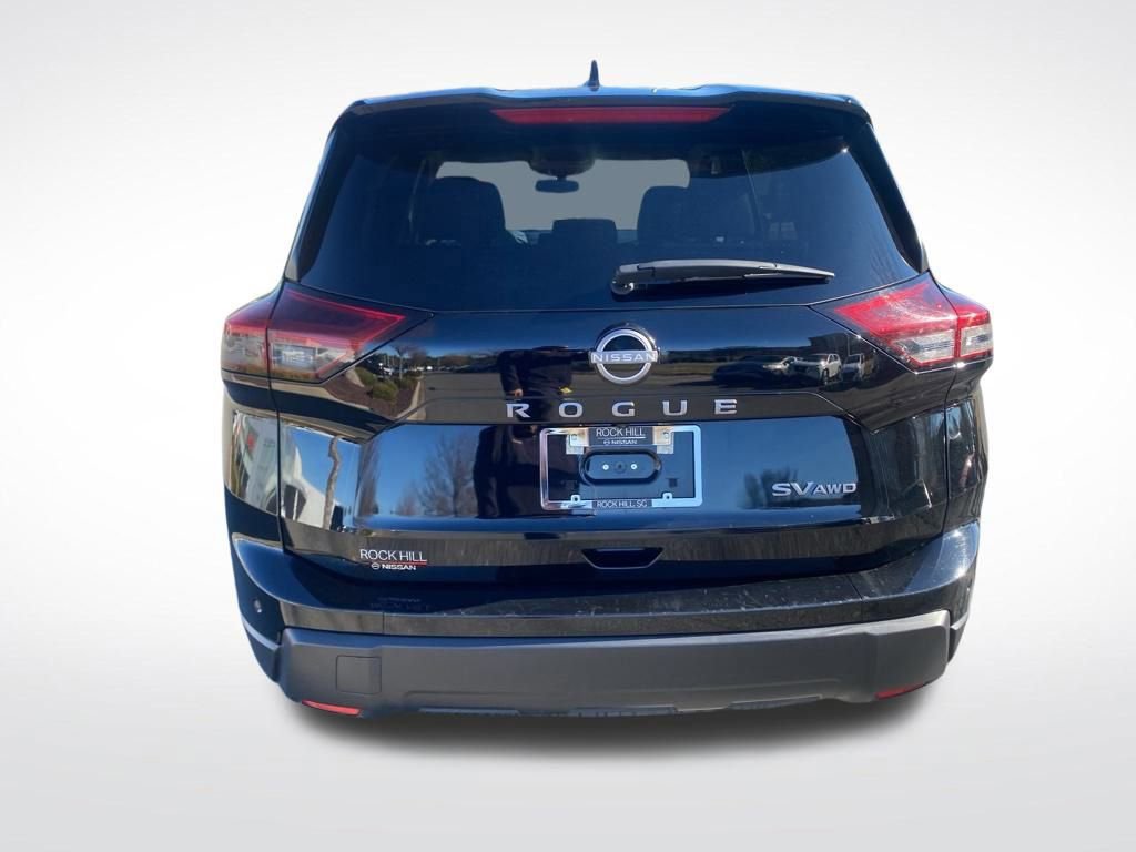 Used 2024 Nissan Rogue SV image 6