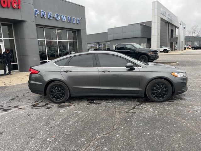 Used 2020 Ford Fusion S image 4