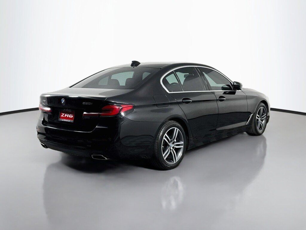 Used 2021 BMW 530i xDrive w/ Convenience Package AWD/4WD image 5