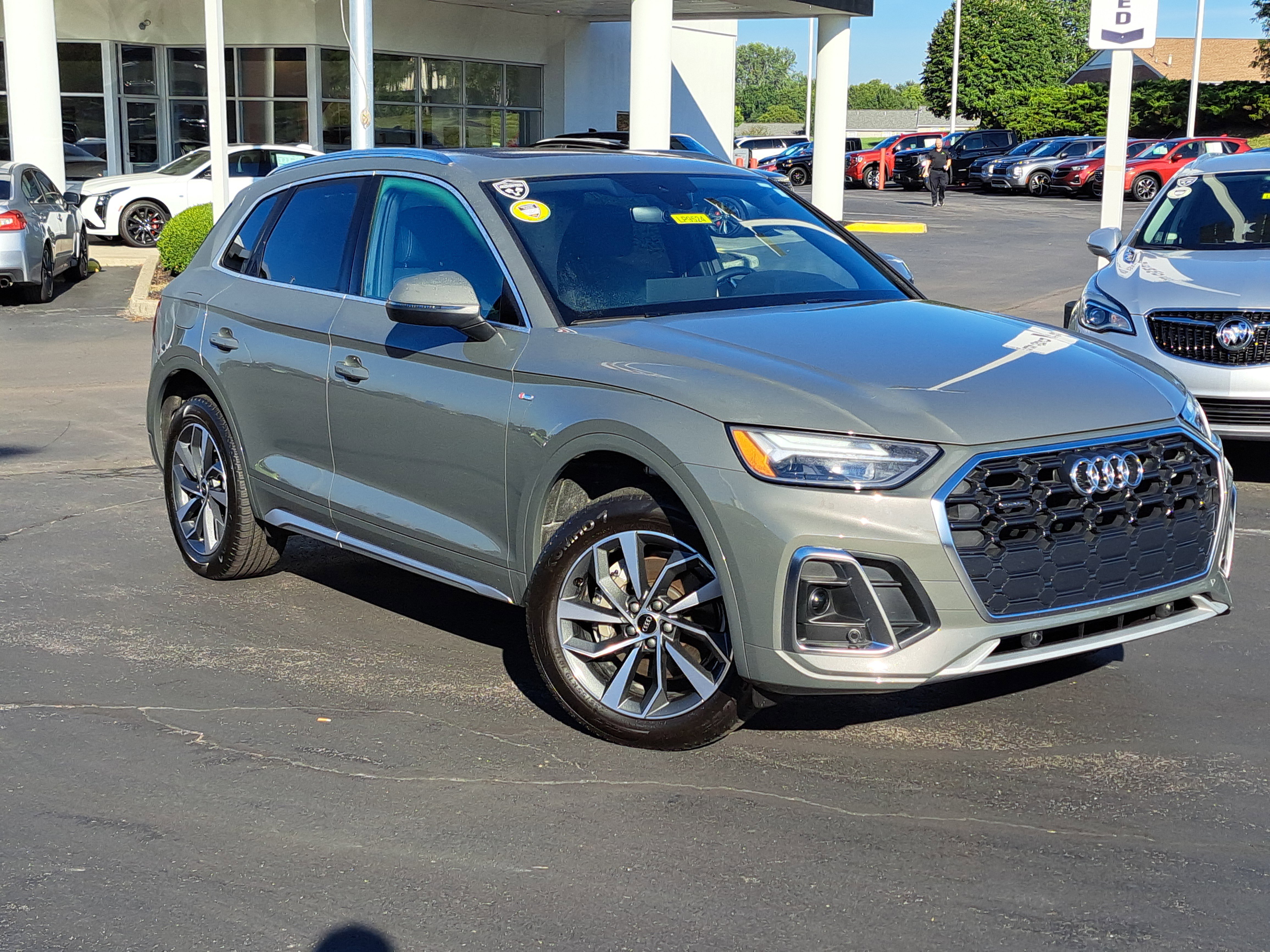 Used 2023 Audi Q5 2.0T Premium image 25