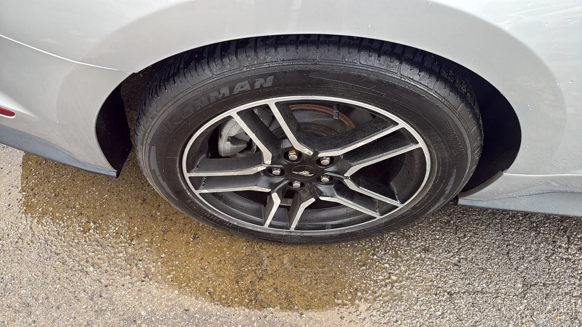 Used 2018 Ford Mustang Premium RWD image 27