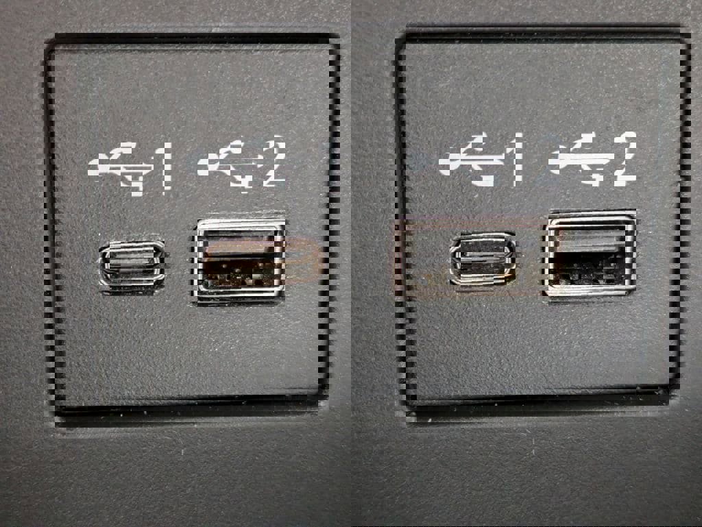 Used 2021 INFINITI QX80 Sensory w/ All-Season Package image 35