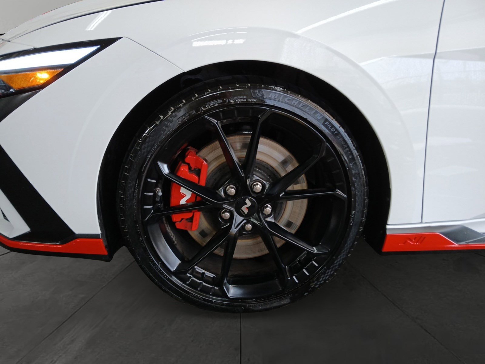 Certified 2024 Hyundai Elantra N image 14