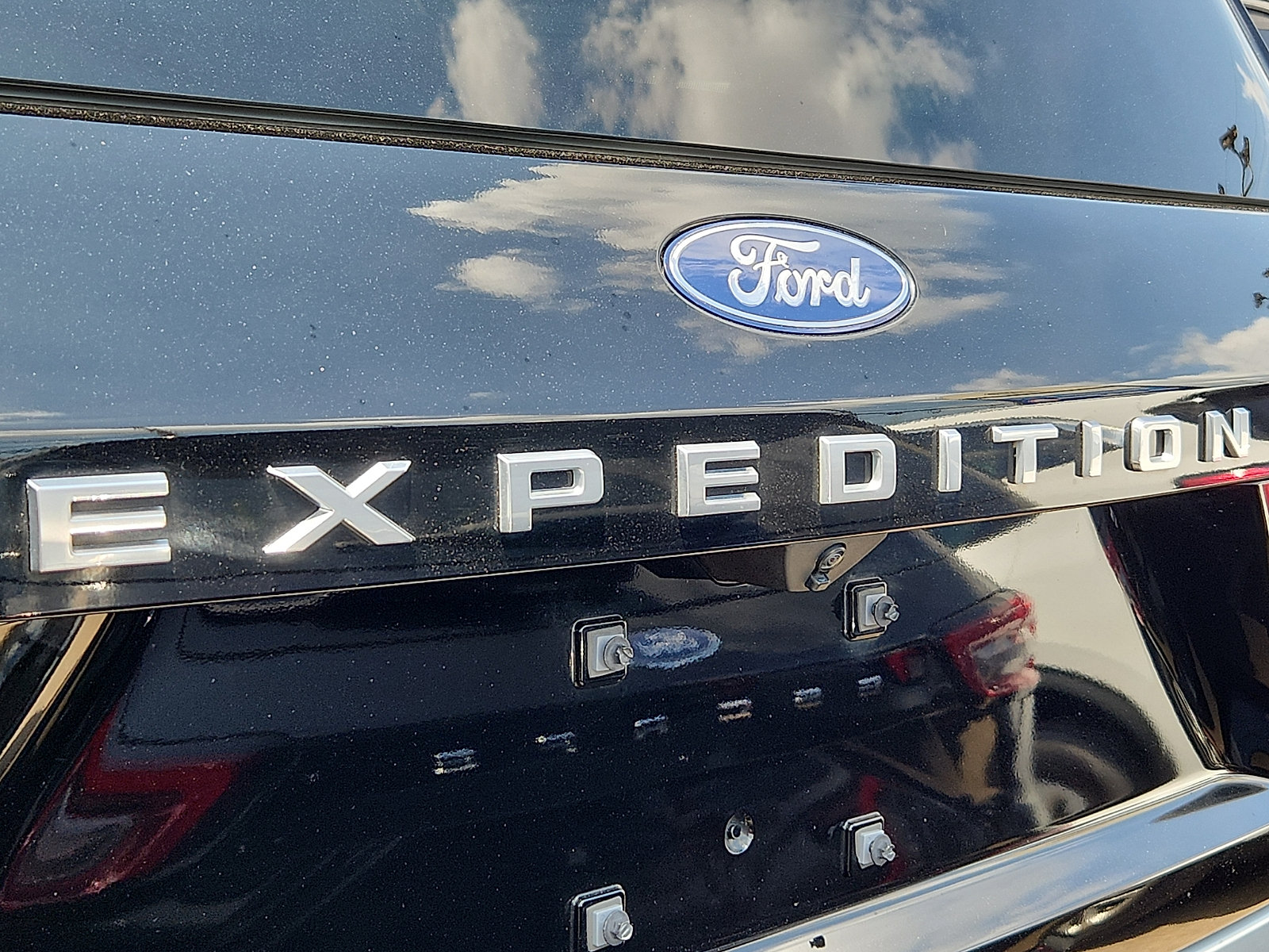Used 2025 Ford Expedition Max Platinum w/ Driver's Package AWD/4WD image 30